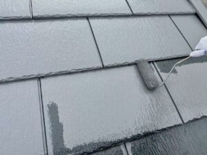 スレート屋根の塗装作業